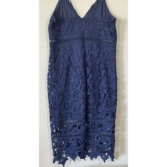 ASTR The Label Dress Size XL Navy Blue Floral Lace Overlay Evening Party Glam - Picture 4 of 7